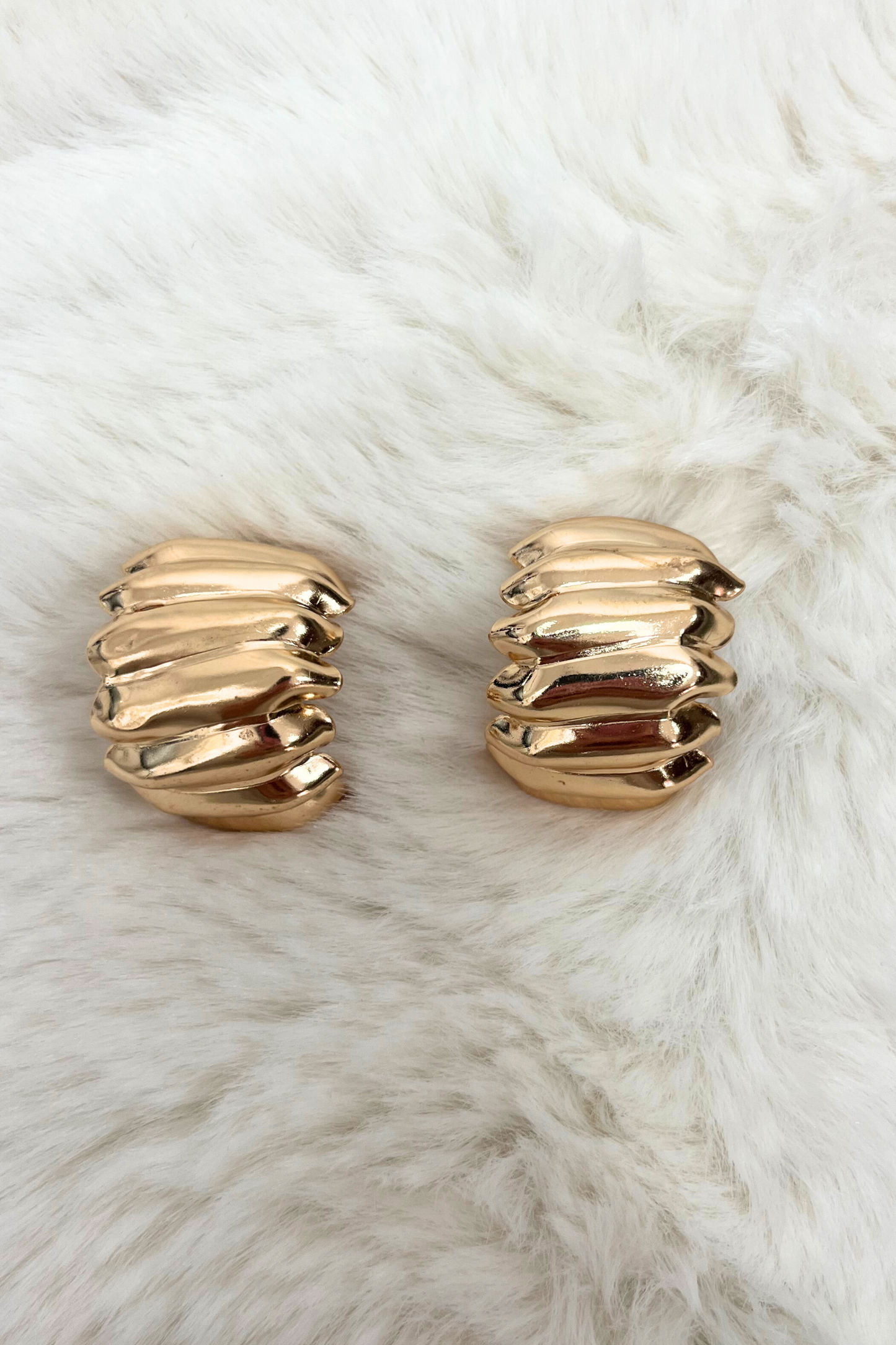 Textured wide hoop earring