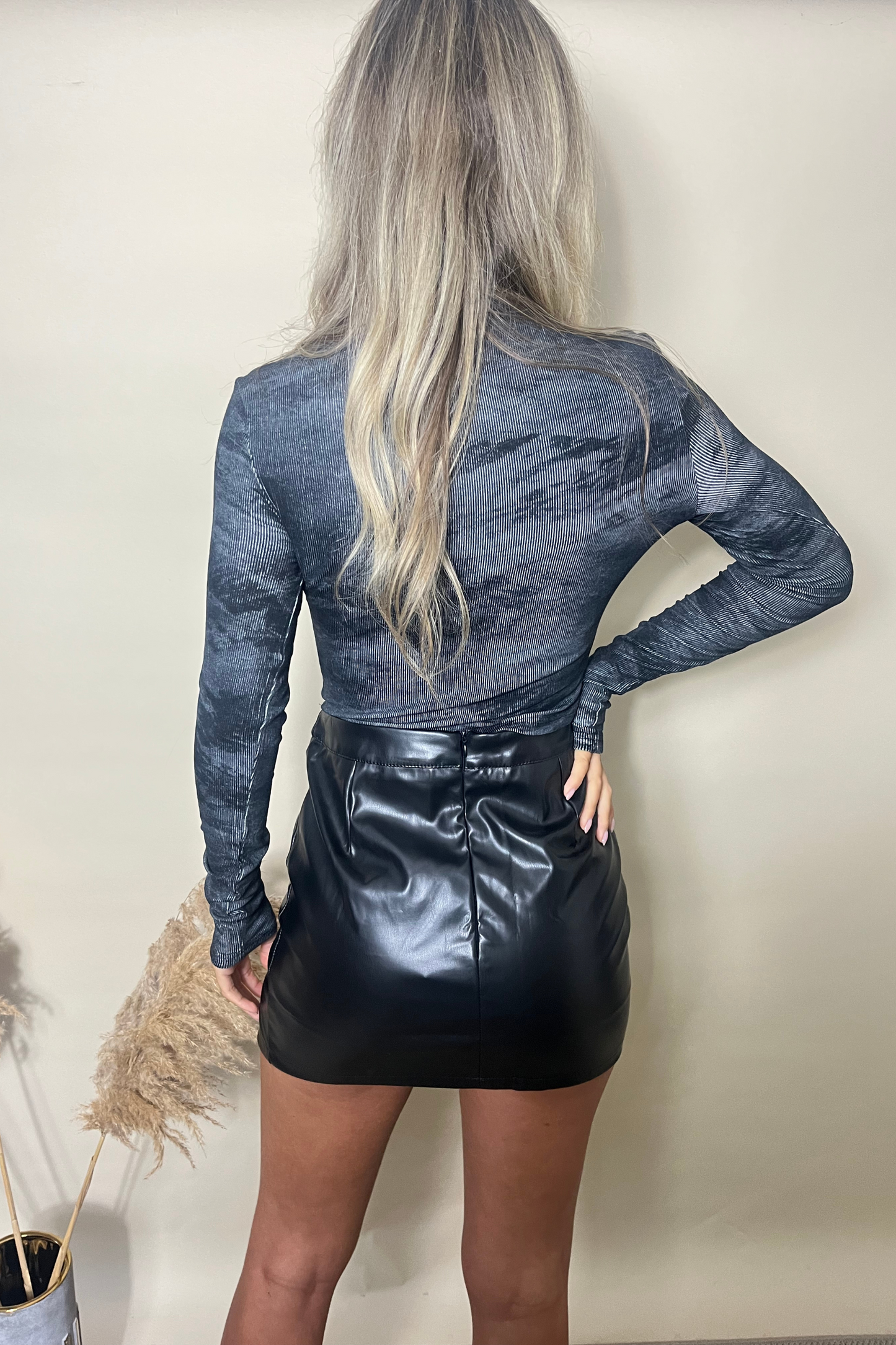 Tie dye round neck long sleeve top