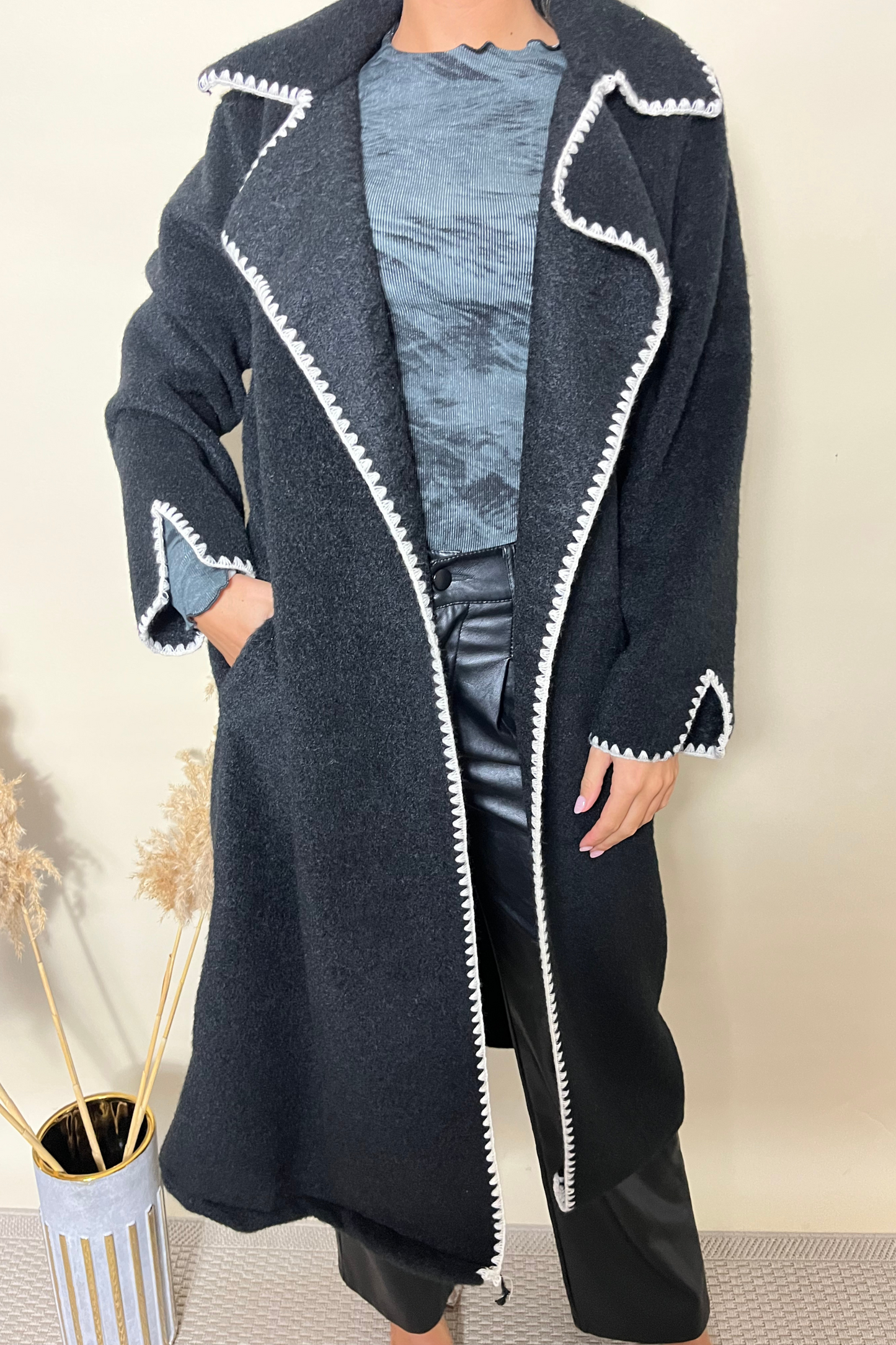 Black contrasting trim lapel shacket