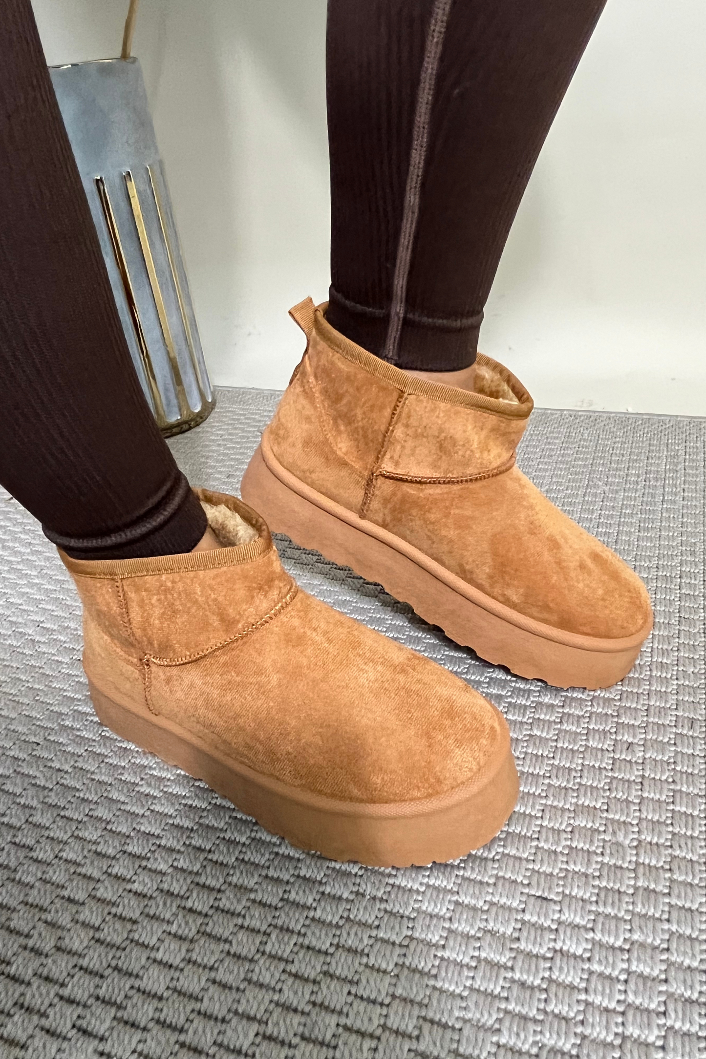 Platform tan faux fur boots