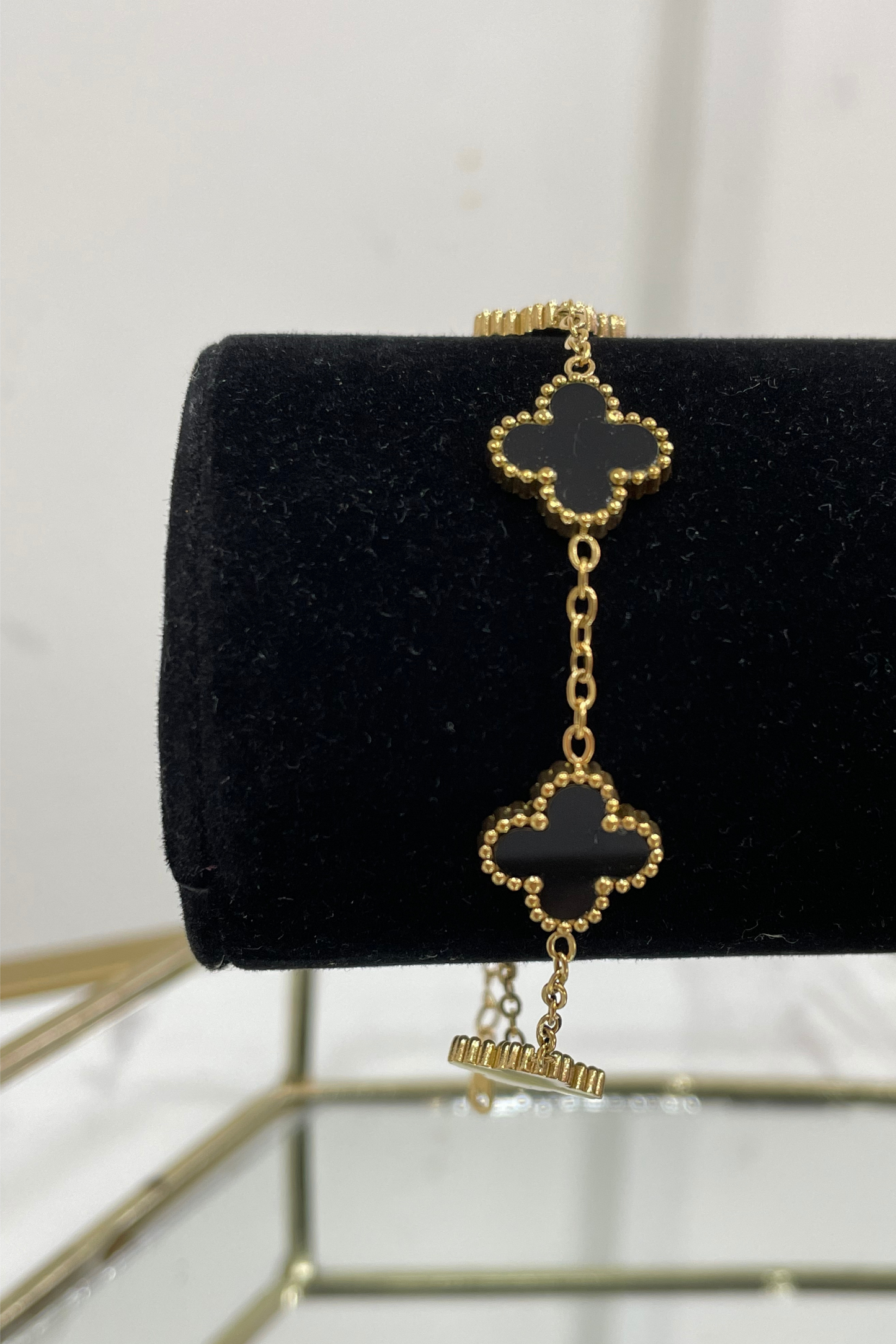 Gold clover bracelet