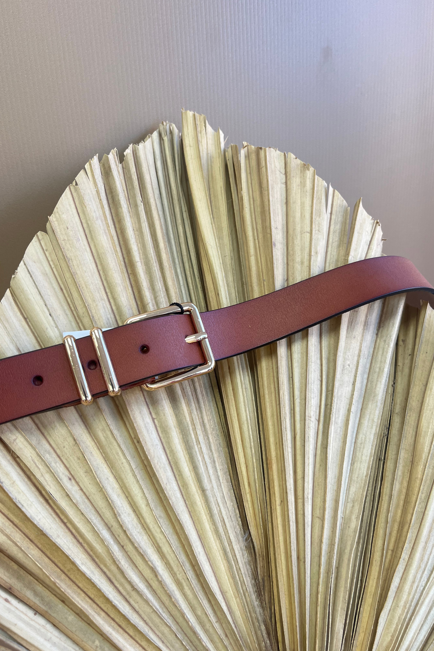 Tan sleek leather buckle belt