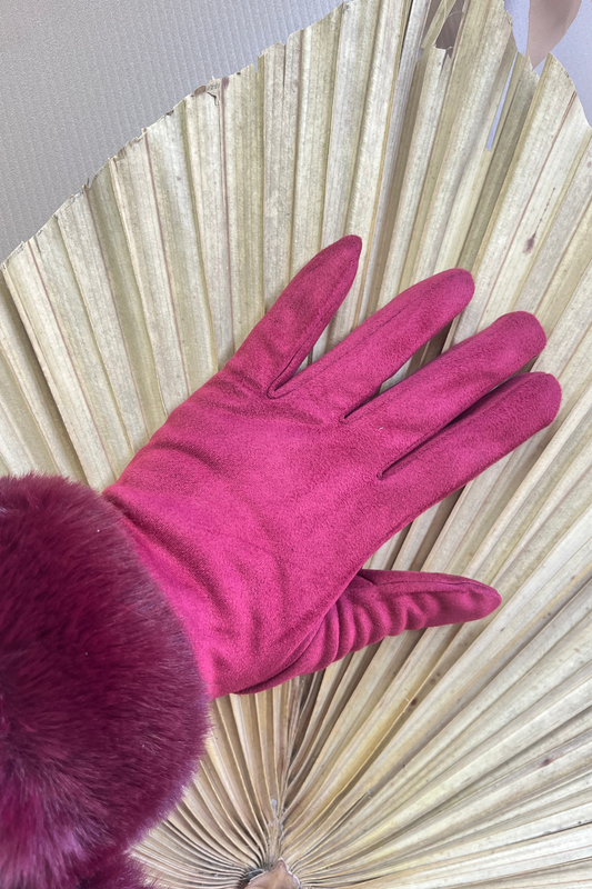 Faux suede gloves with faux fur cuff