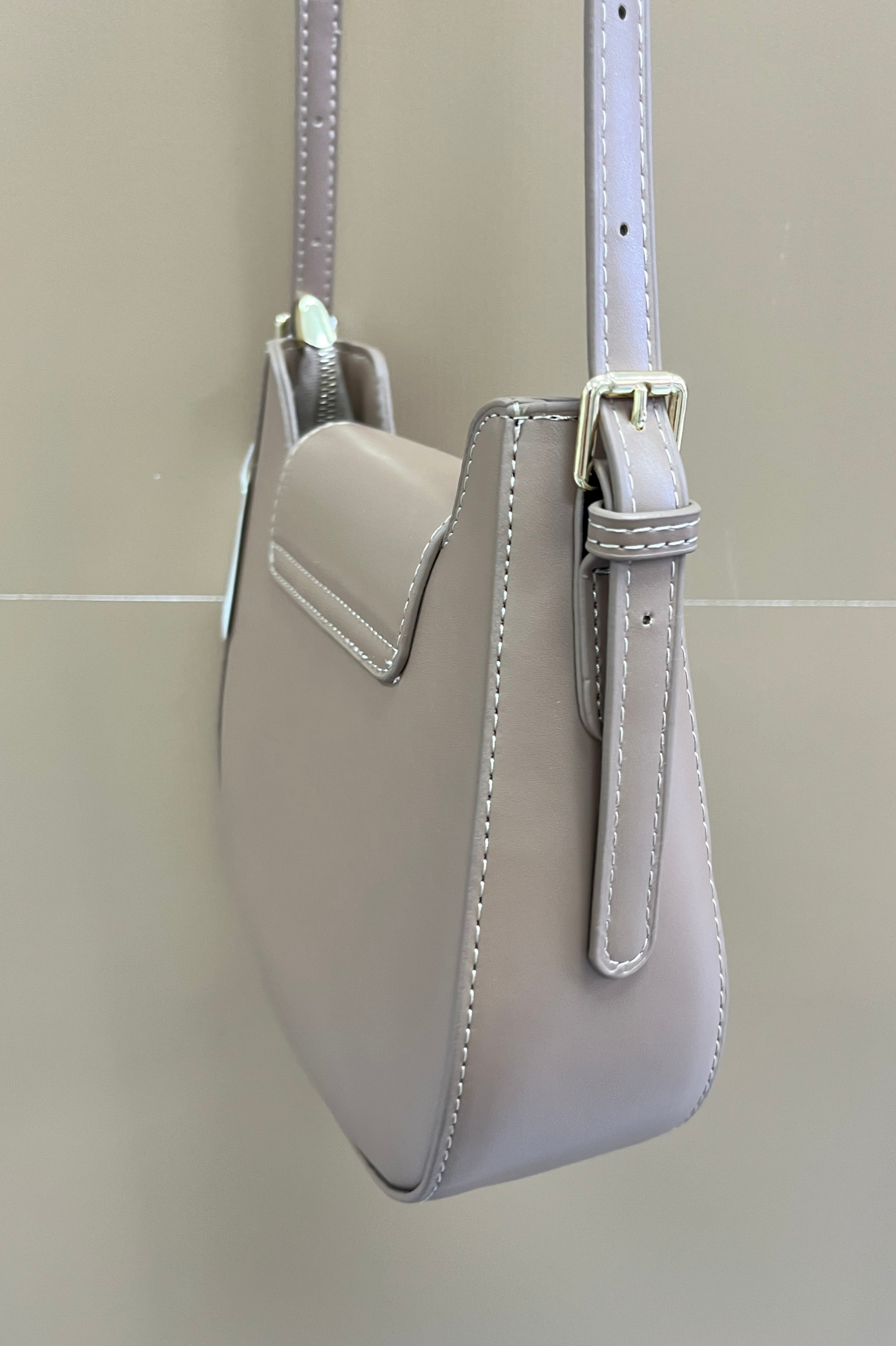 Luxe 2-in-1 Shoulder & Crossbody Bag in Beige