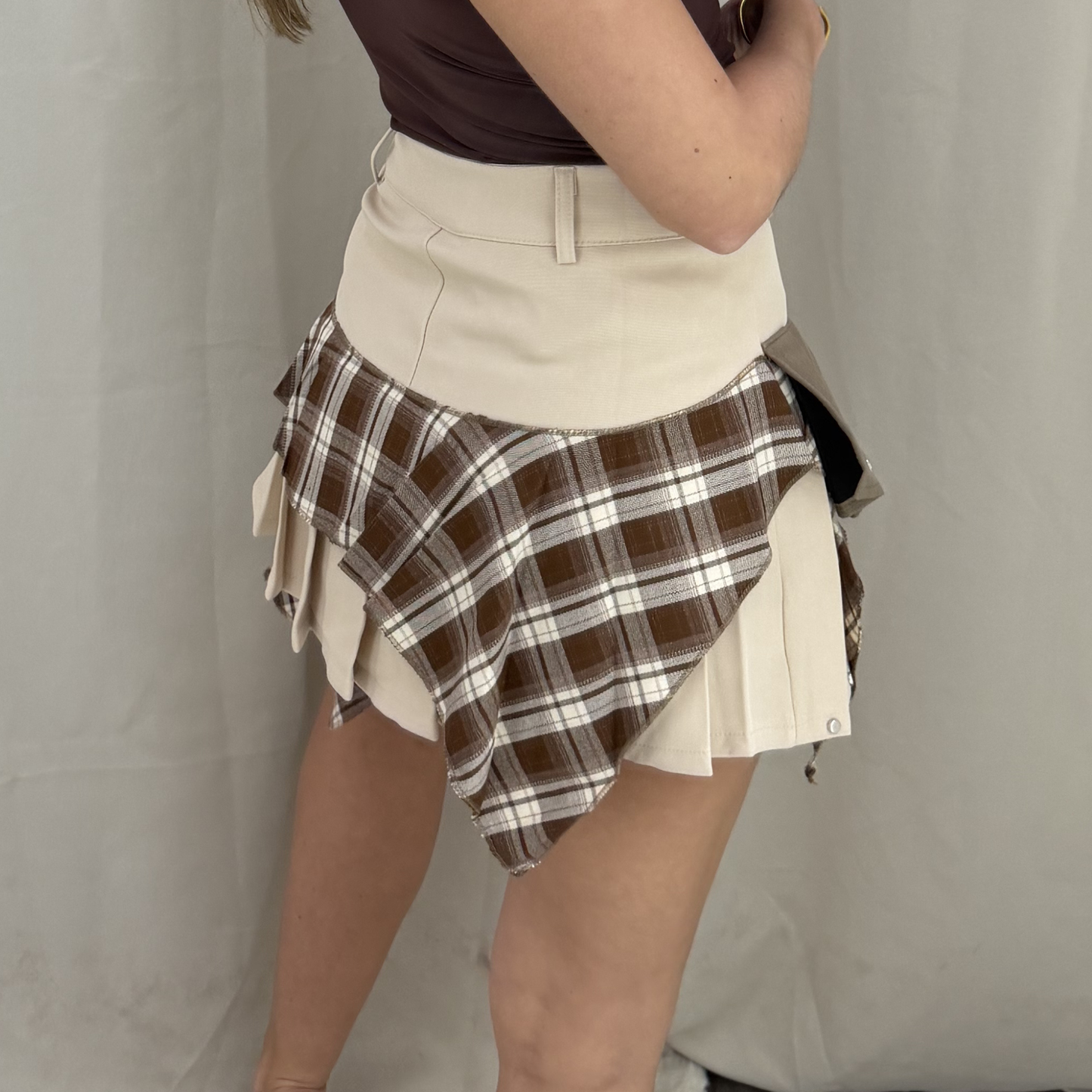 Multi-Tone Pleated Detail Skort