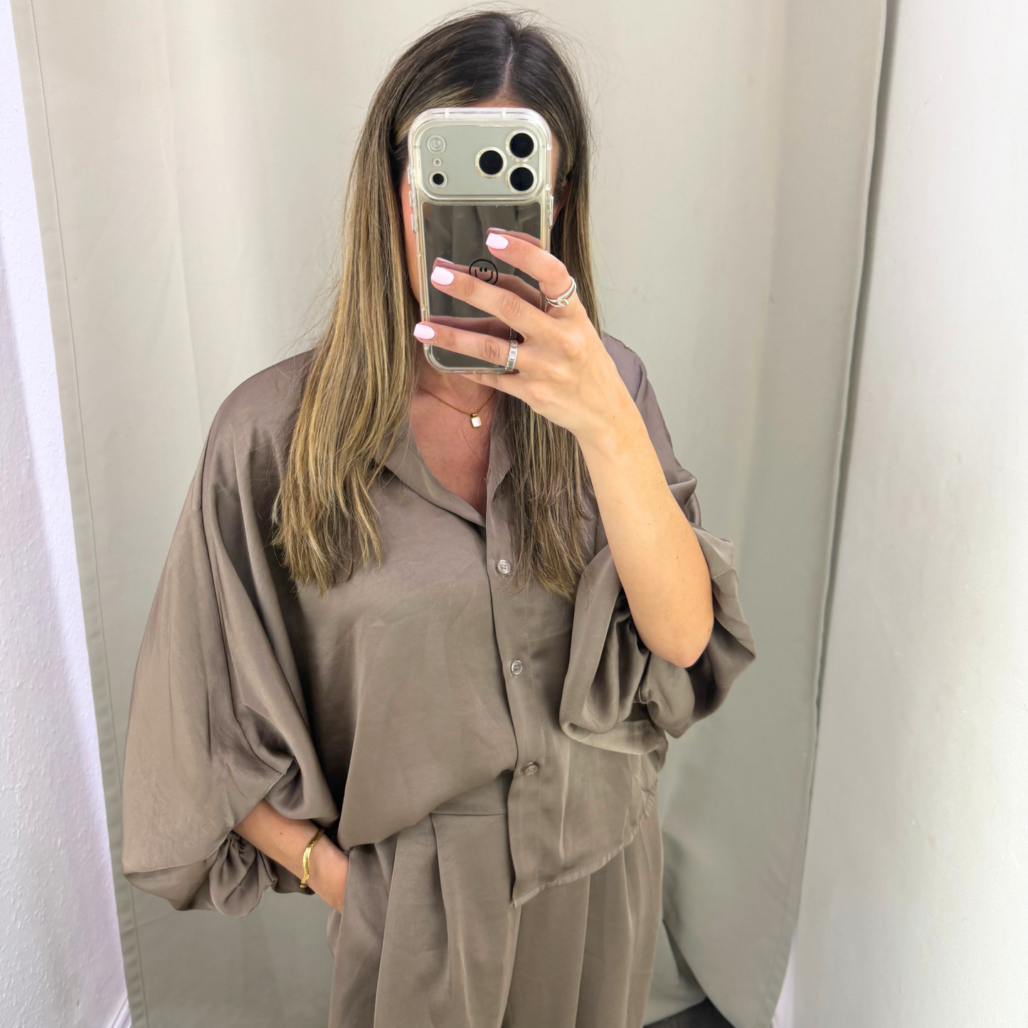 Relaxed Balloon Sleeve Shirt – Mocha