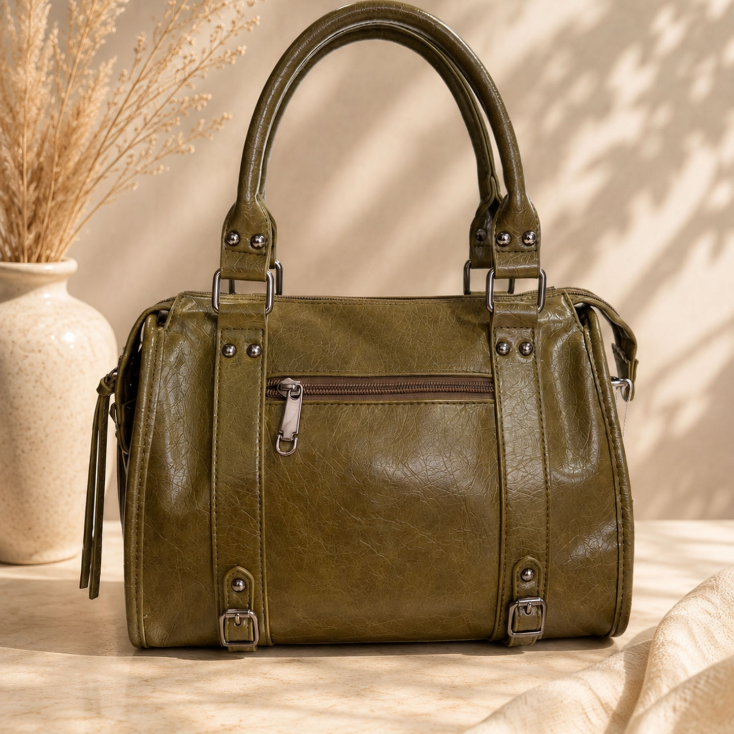 Vintage Buckle Bowling Bag. - green/ black