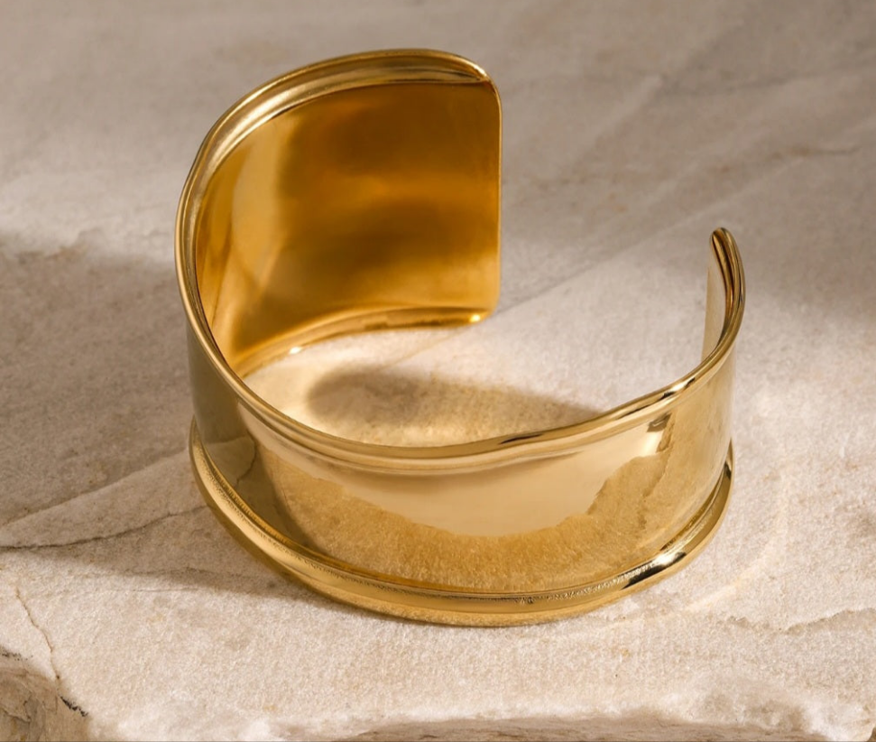 Curve Cuff Bracelet - Gold or Silver