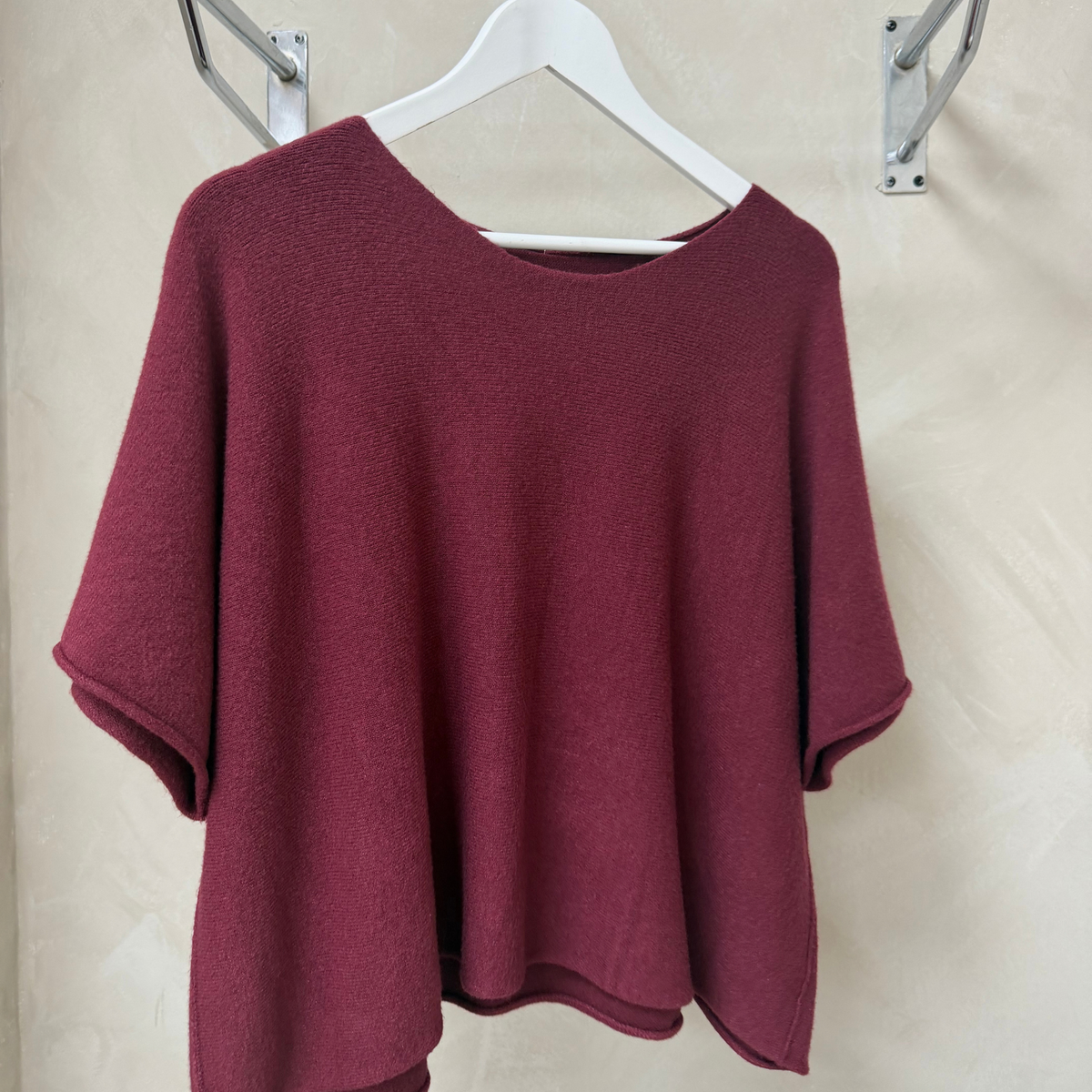 Oversized Soft Knit V-Neck Top – Navy, Burgundy, Oatmeal & Chocolate