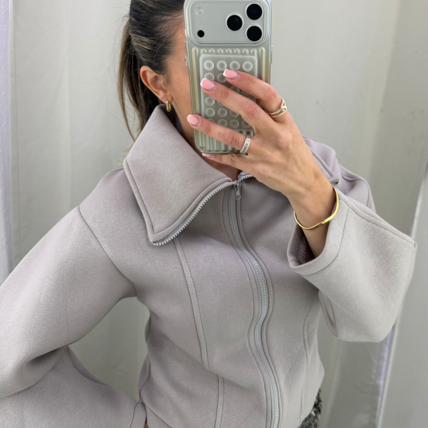 Structured Zip-Up Jacket – Taupe / Black