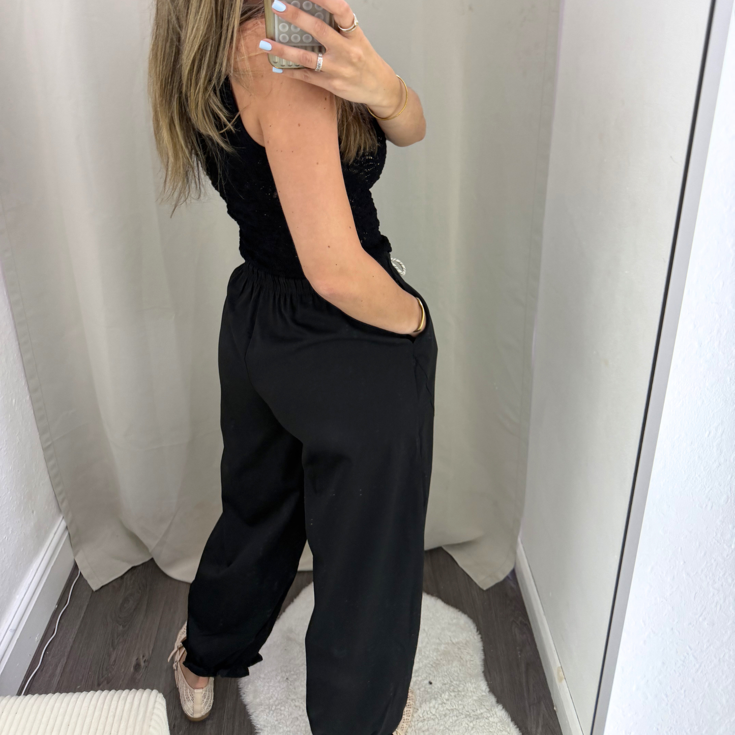 Drawstring Cuff Trousers – Black