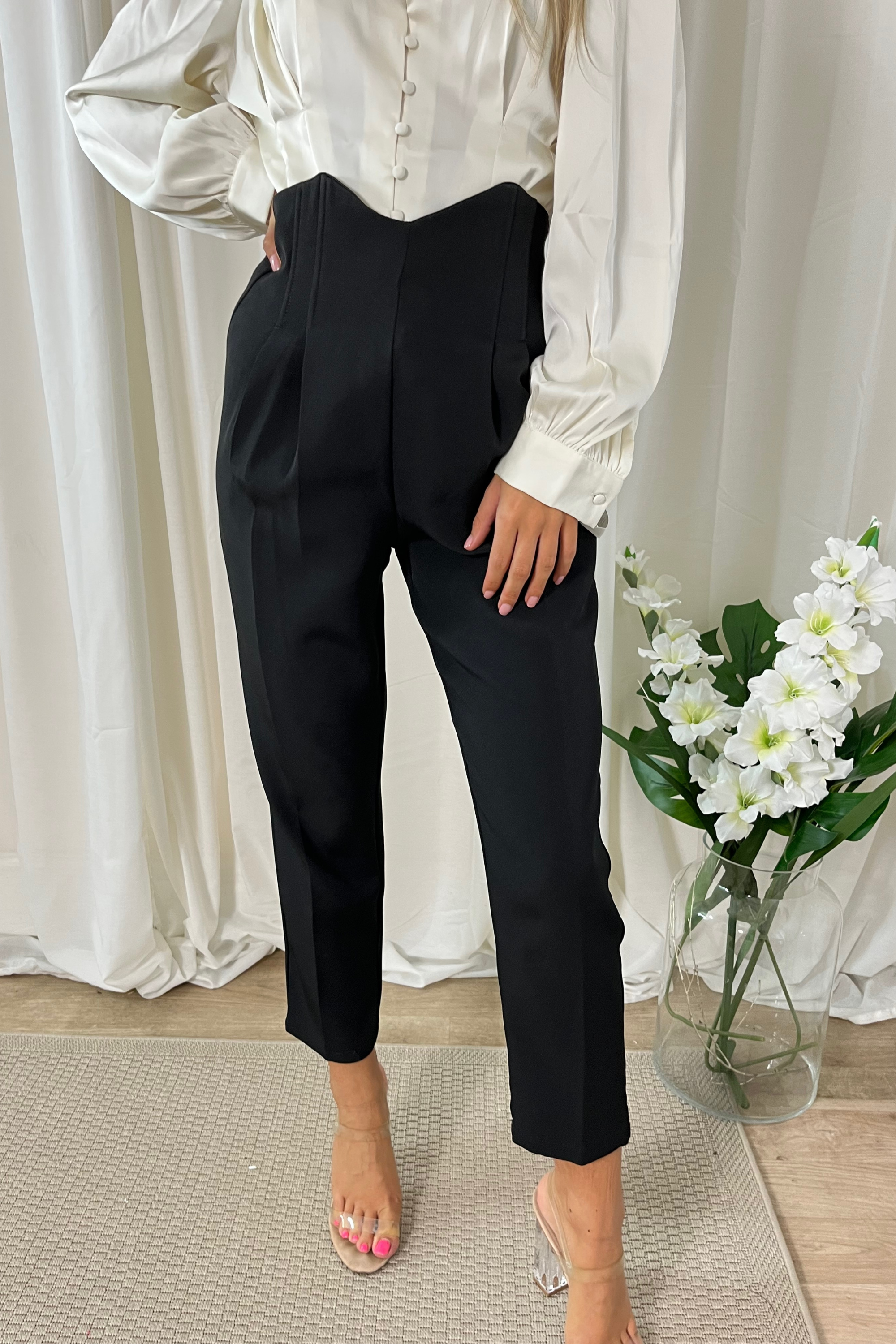 High Waisted Wool Wide Leg Tailored Trouser  NOVO