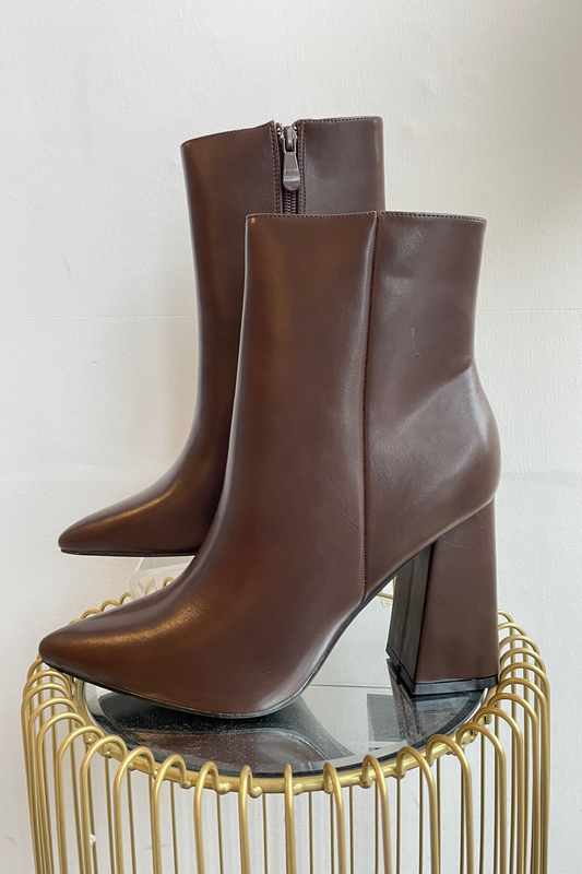 Chocolate PU Pointed Heeled Boots