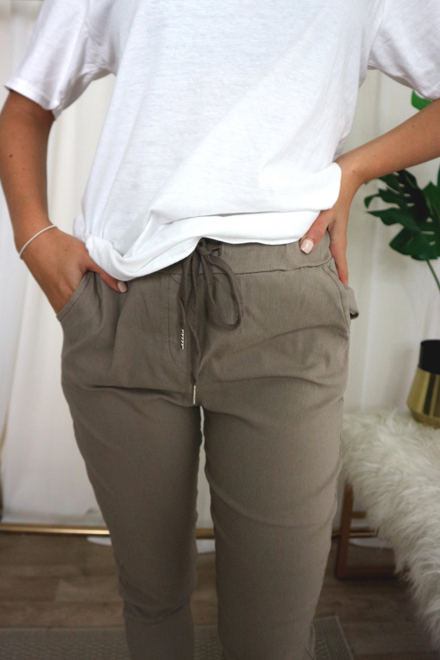 Cappuccino Bestseller Stretchy Pants