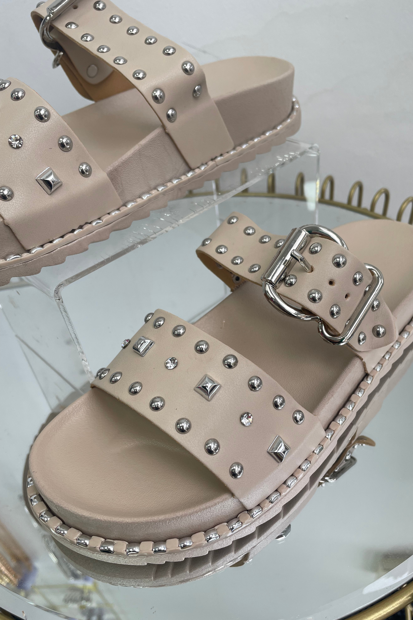 Beige 2025 color sandals